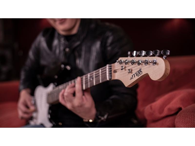 MAX E-Gitarre GigKit Schwarz E-Gitarre mit Zubehör