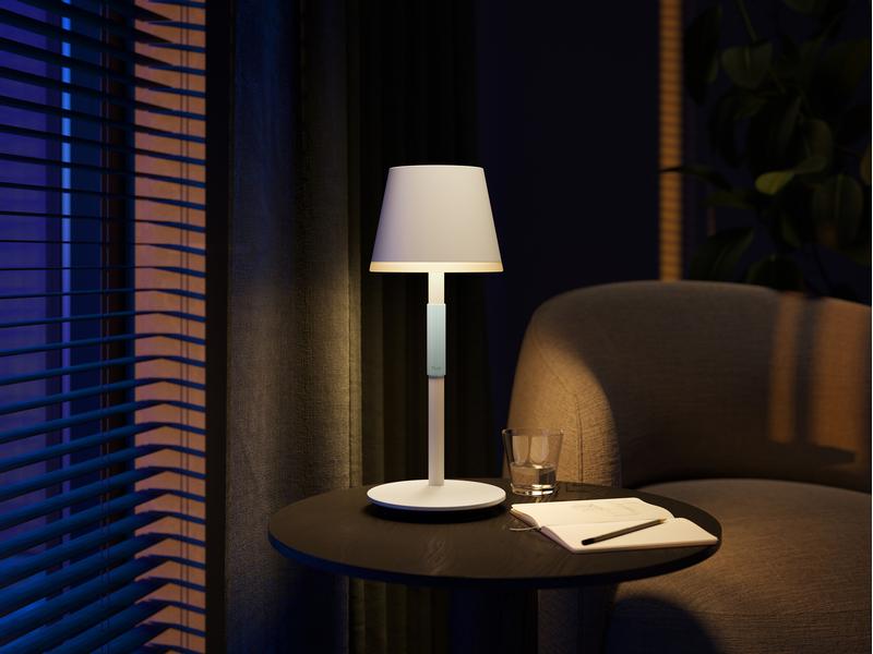 Philips Hue White & Col. Amb. Go Tragbare Tischleuchte weis Tragbare intelligente Tischleuchte für den Aussenbereich (IP54)