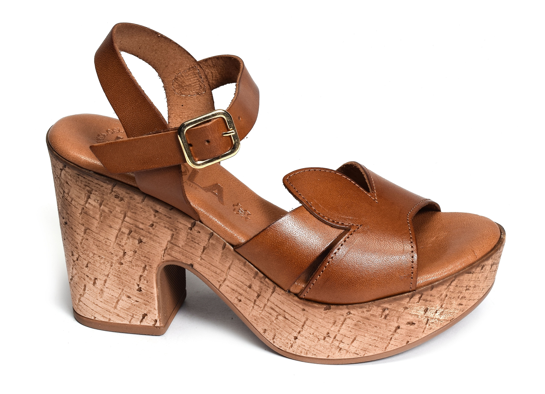 890 camel