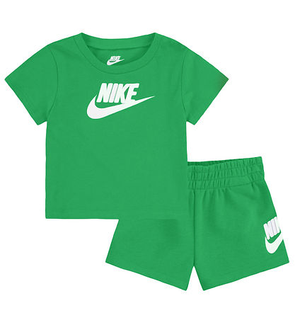 Nike Shortss?t - T-shirt/Shorts - Stadium Green