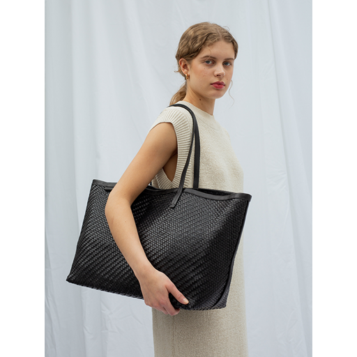 Cala Jade Isai Twill Shopper, Black