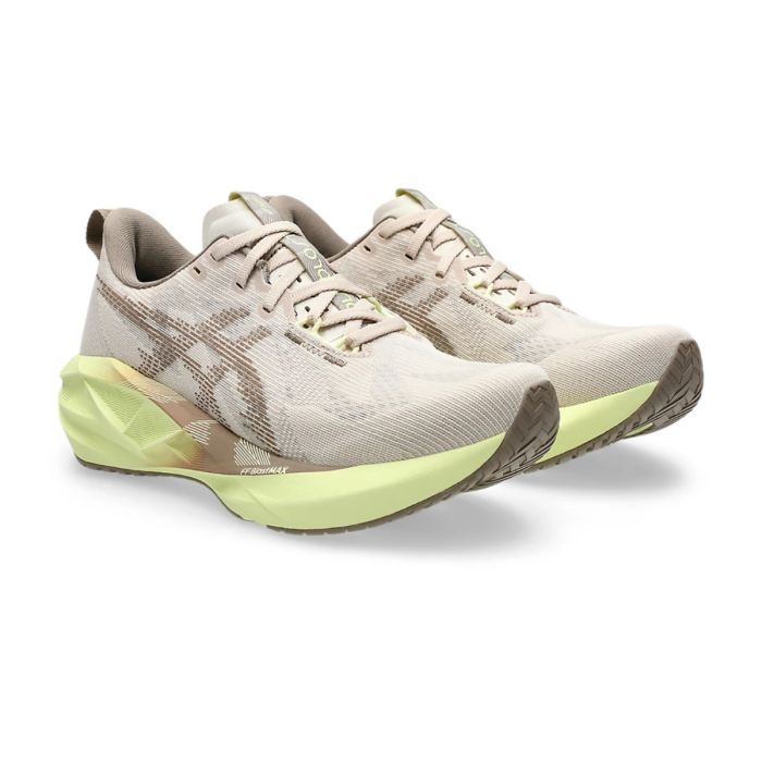 Asics Dame Løbesko Novablast 5 Lilla