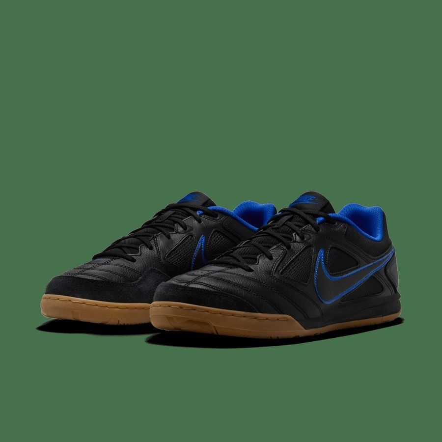 Nike Gato
