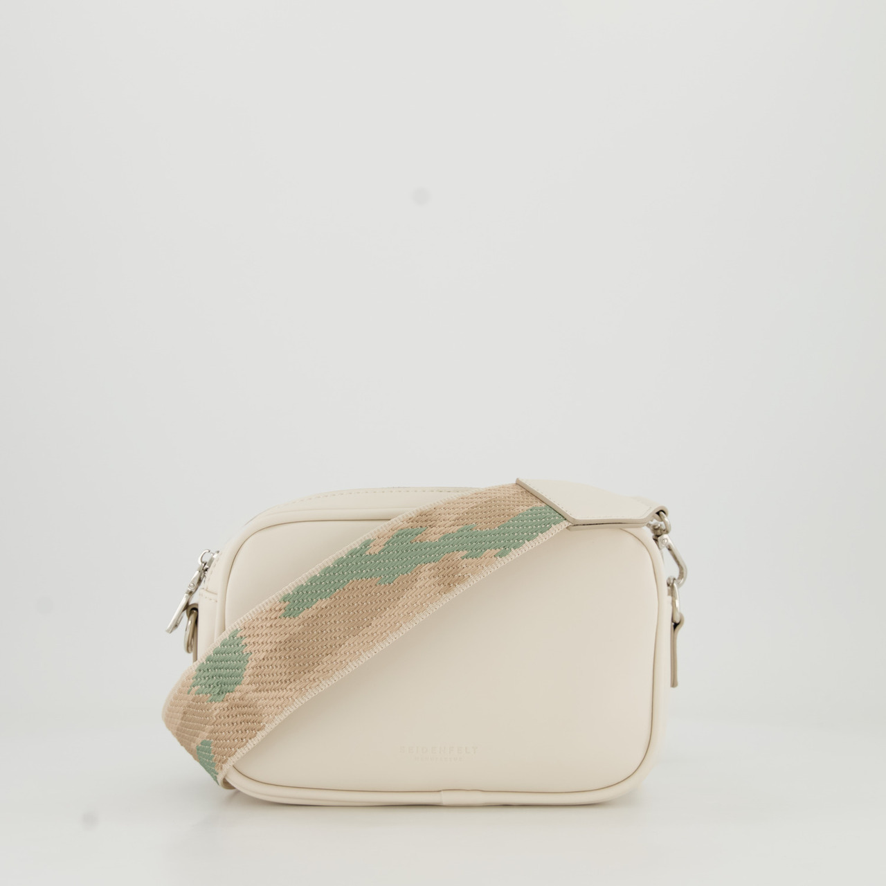Seidenfelt Hede Box Crossbody