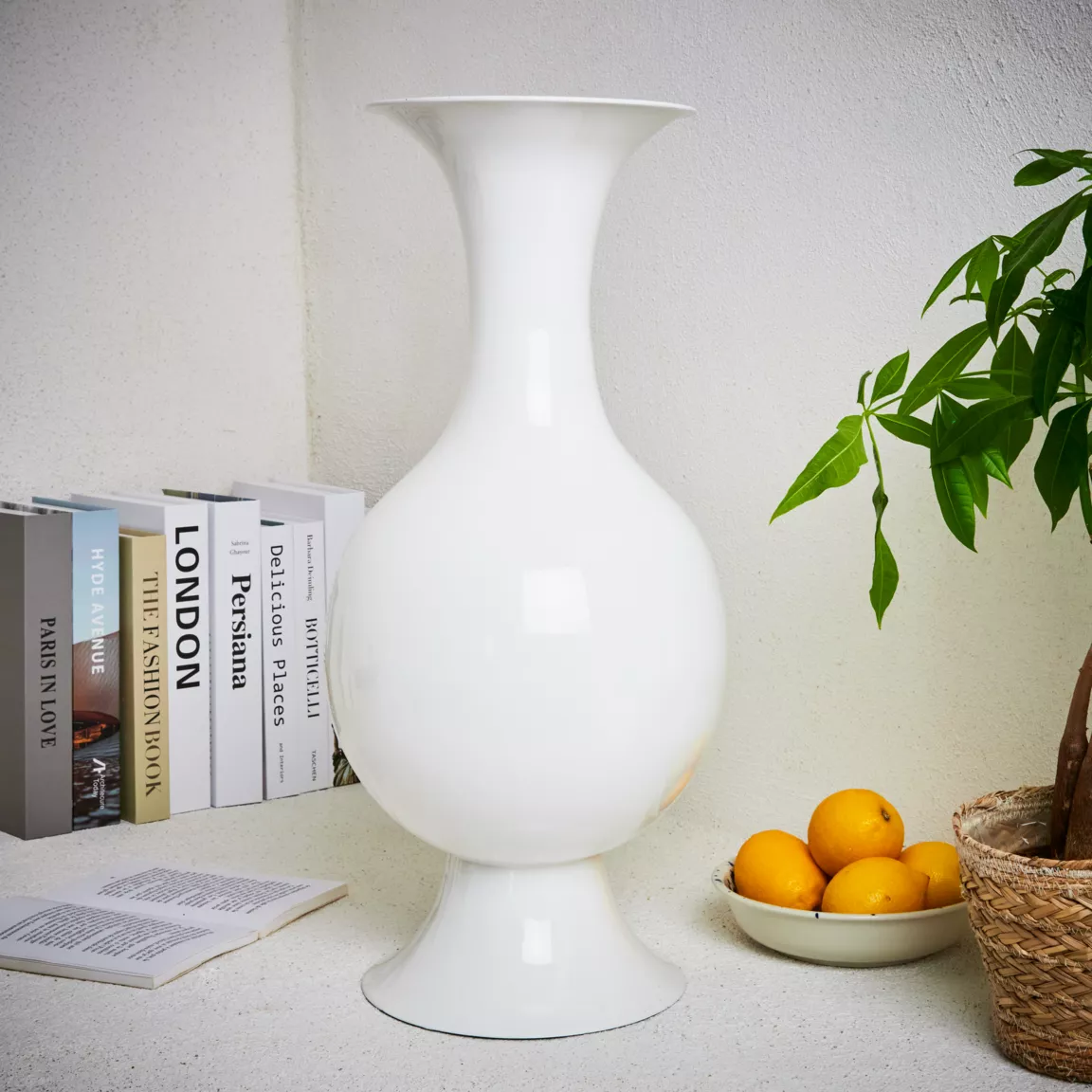 Grand Vase en métal émaillé fait main (H56 cm) Soléa Blanc brillant