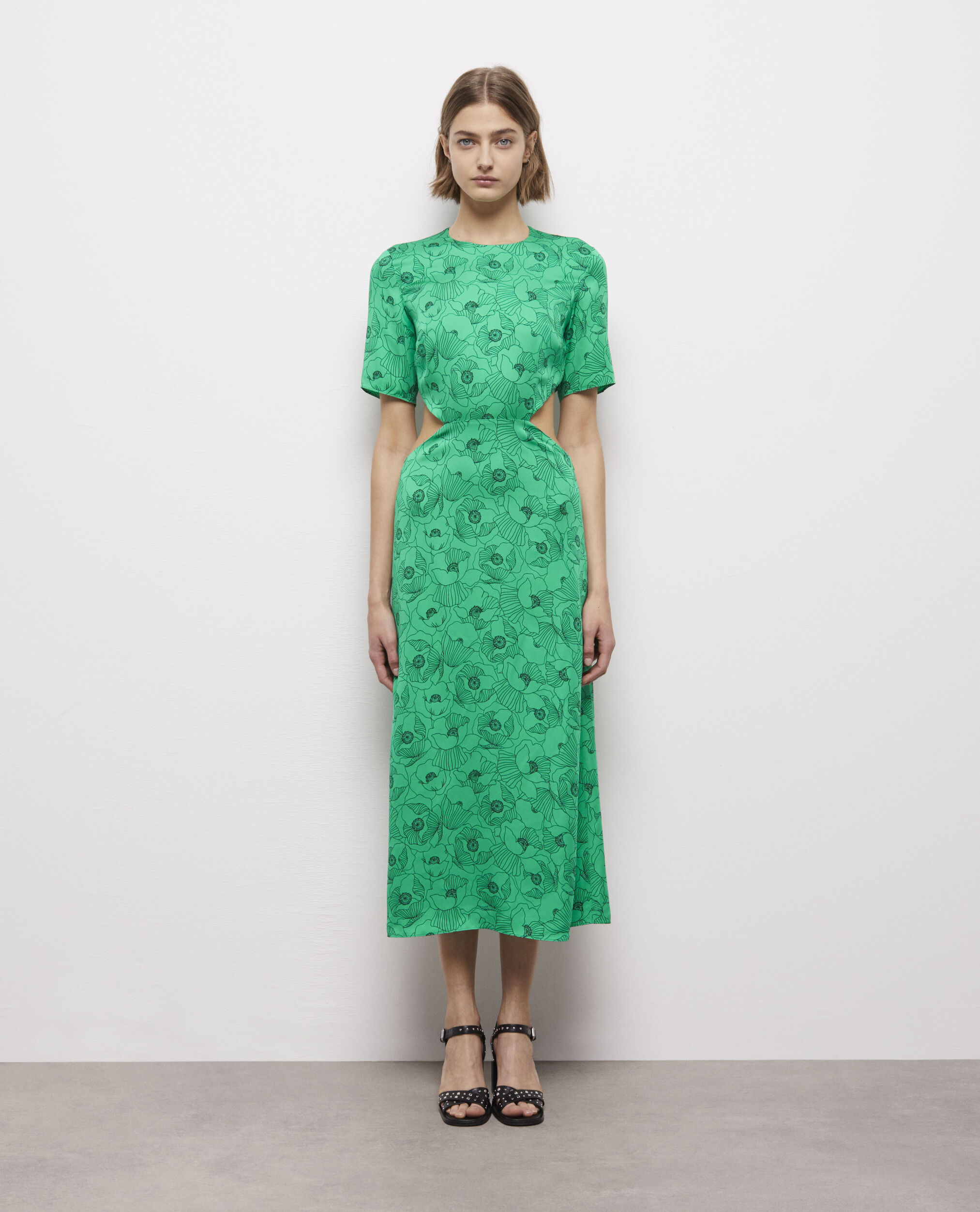 Robe longue imprimée avec ouvertures