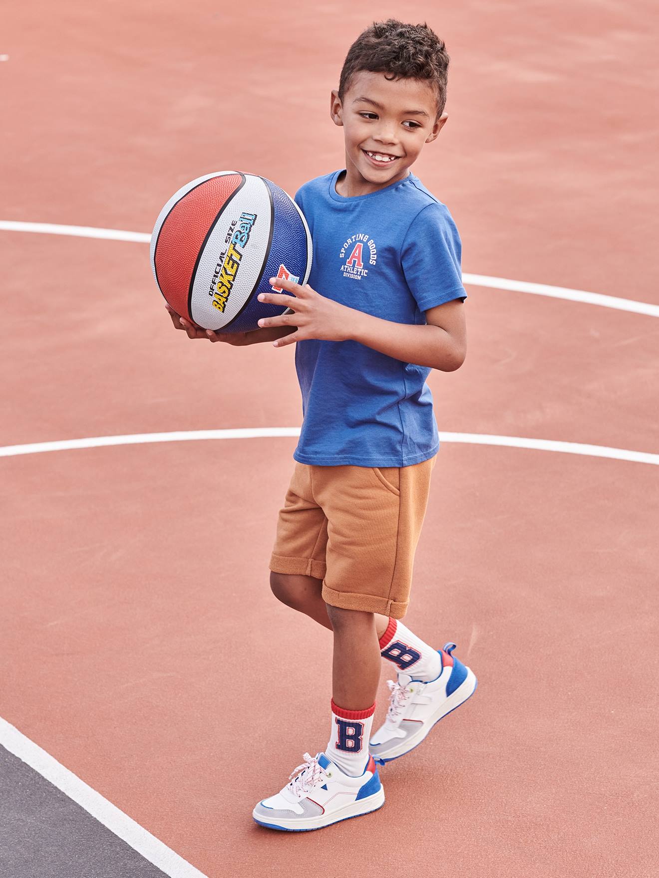 Bermuda infantil lisa de lã azul-escura