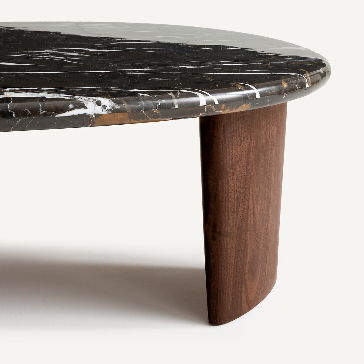 AM.PM<br>Mesa de centro em mármore âmbar, Guimel