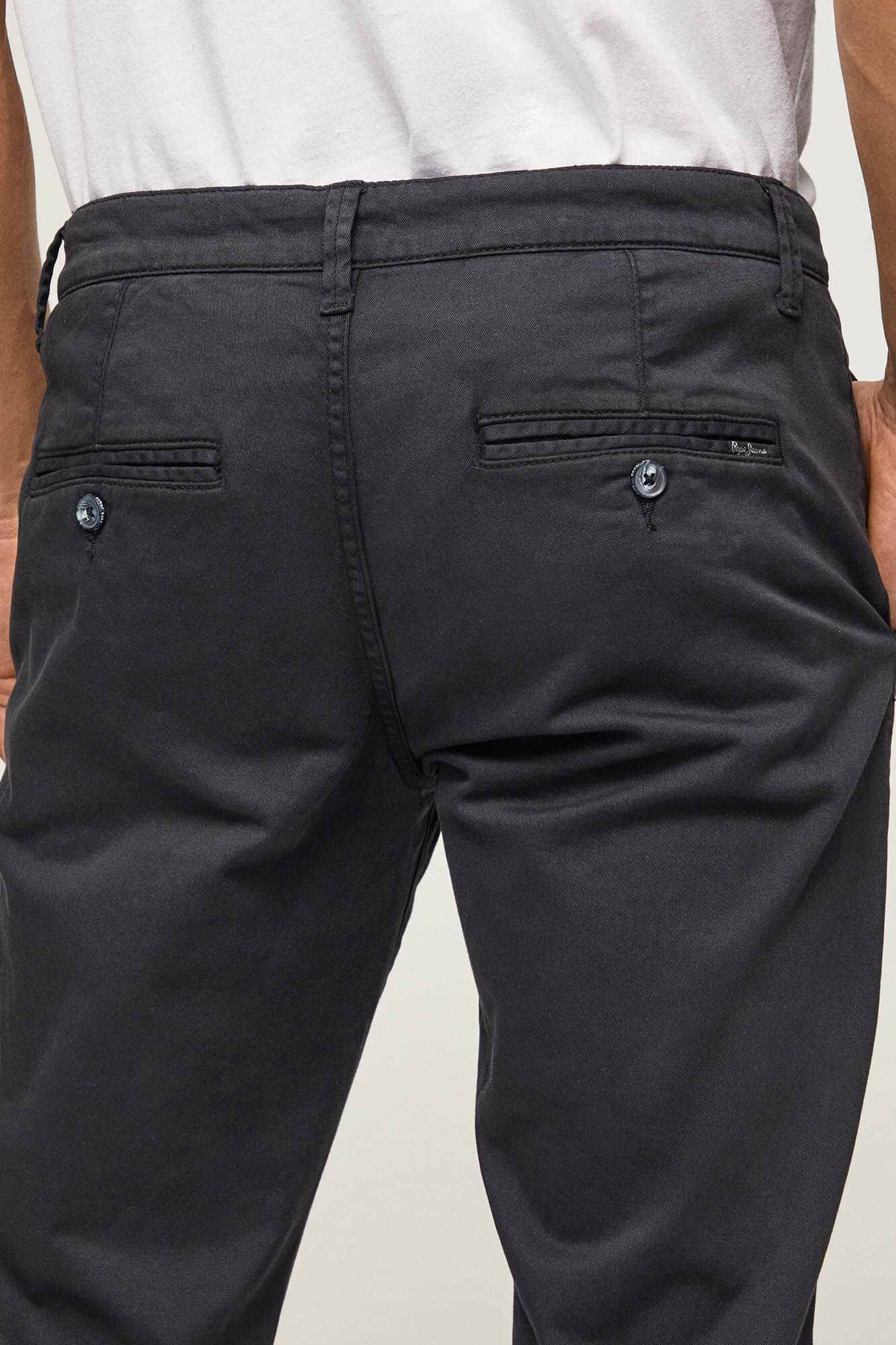 Calça chino slim Charly