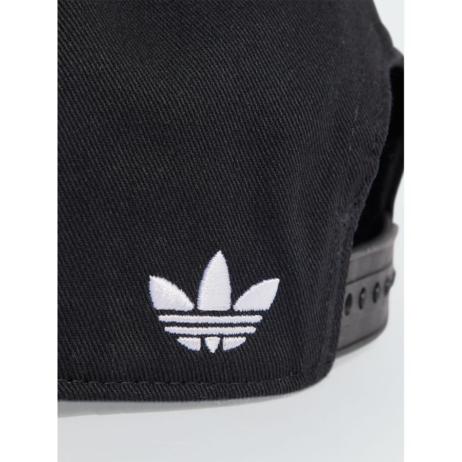 Adidas Original Casquette graphique visière plate Adilenium