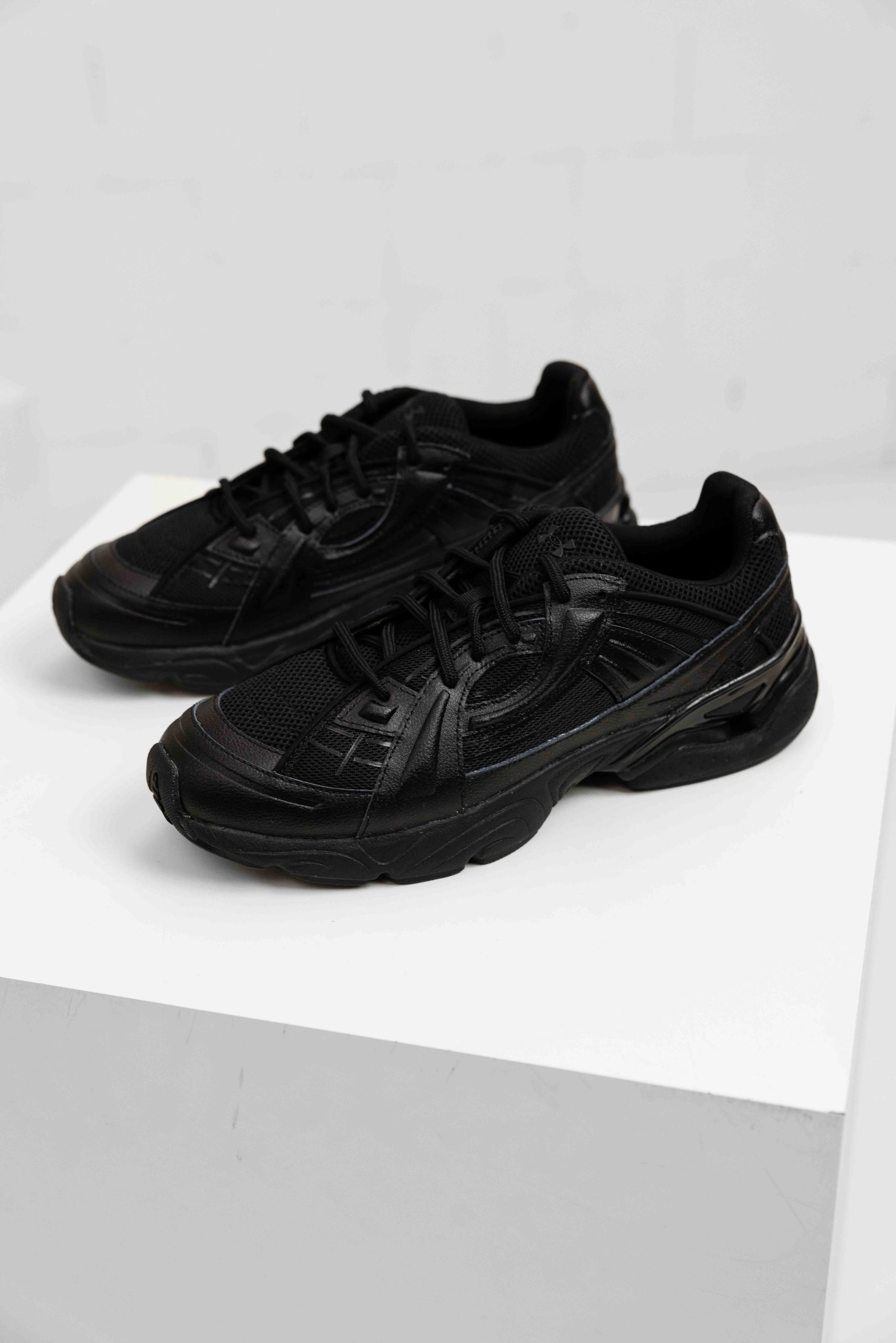 Under Armour Sola Sneaker Unisex Zwart