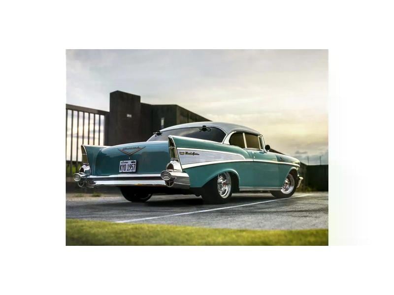 Kyosho Serienwagen Fazer MK2 1957 Chevy Bel Air Coupe 1:10, 4WD On-Road Modell mit Detaillierter 1957 Chevrolet Bel Air Coupe Karosserie