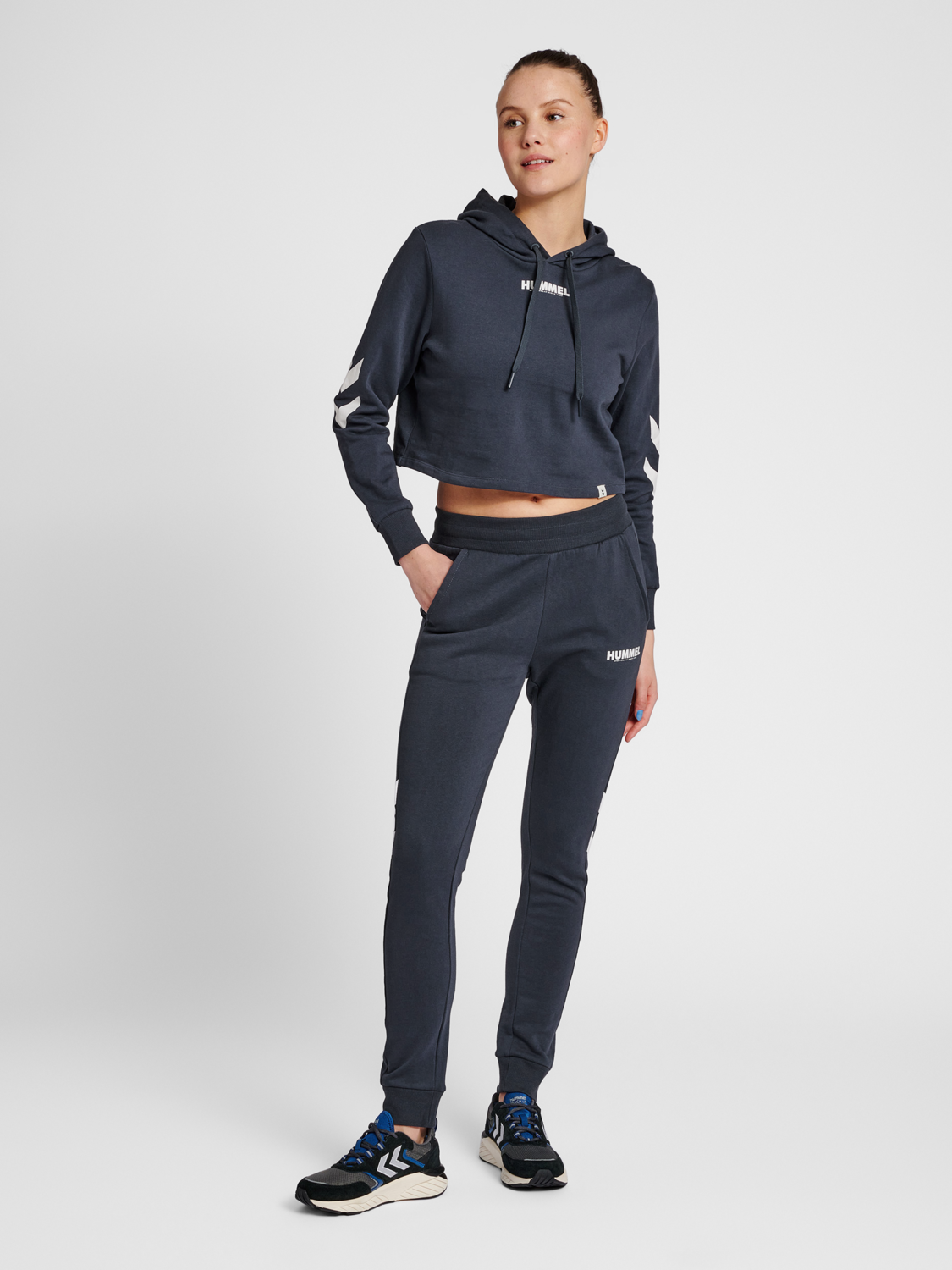 hmlLEGACY WOMAN TAPERED PANTS