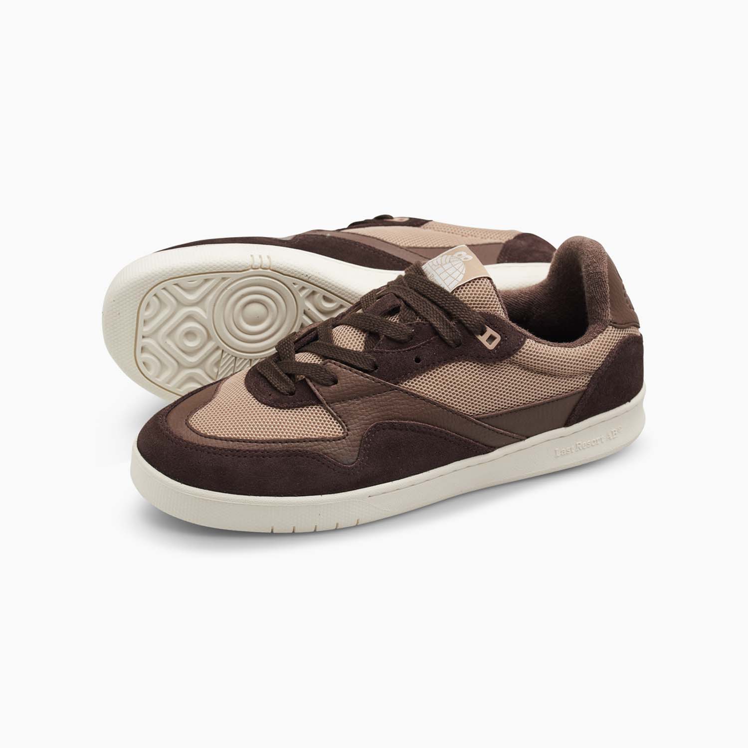 Last Resort AB CM002 Pinecone White 7 US / 39 EU