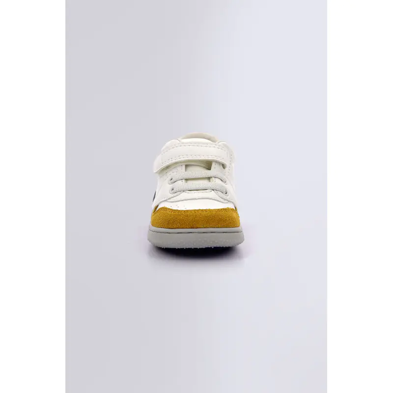 Kickbuvar Blanc camel bleu BASKETS BASSES Synthétique Garçon