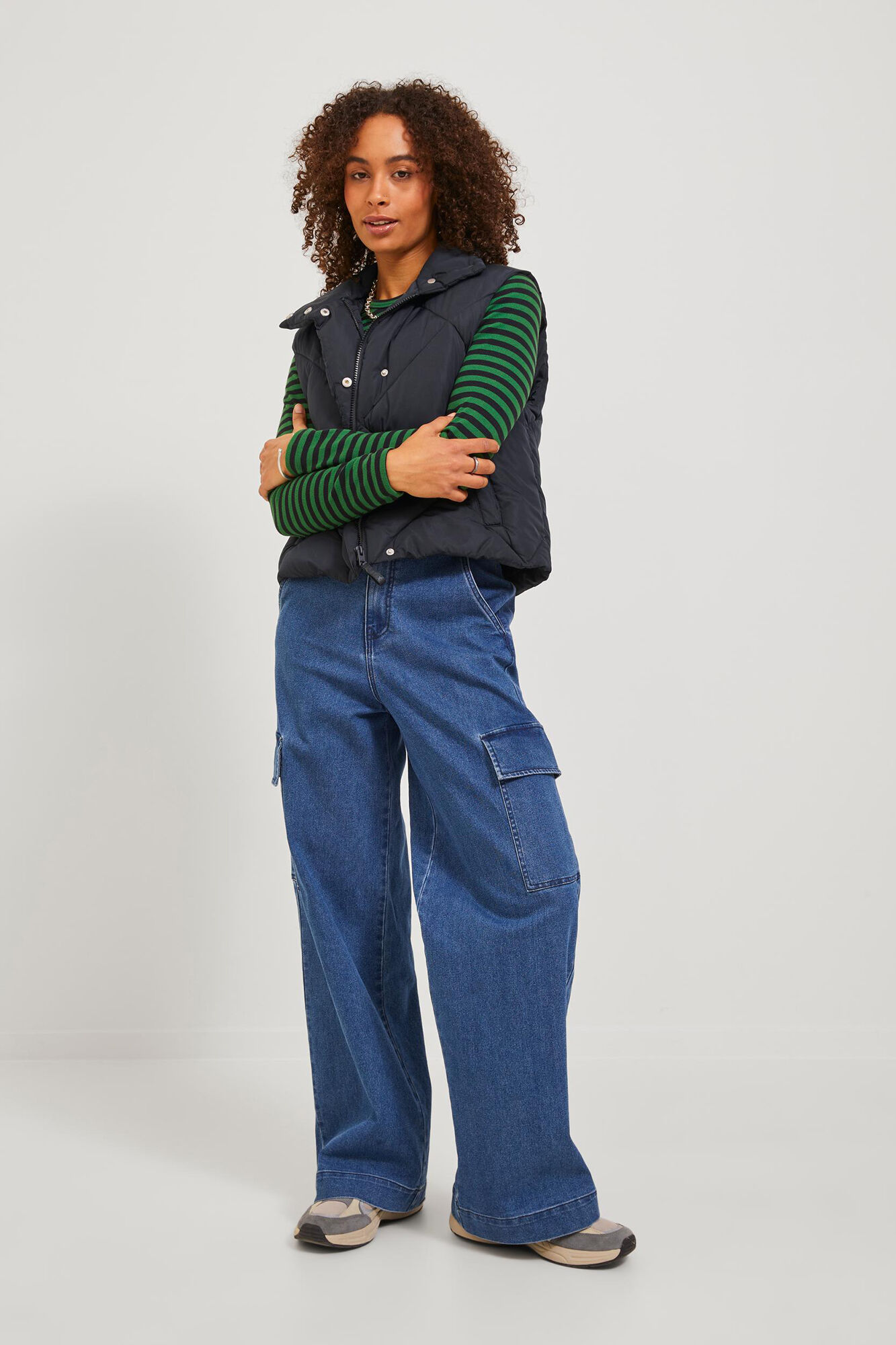 Colete curto acolchoado feminino