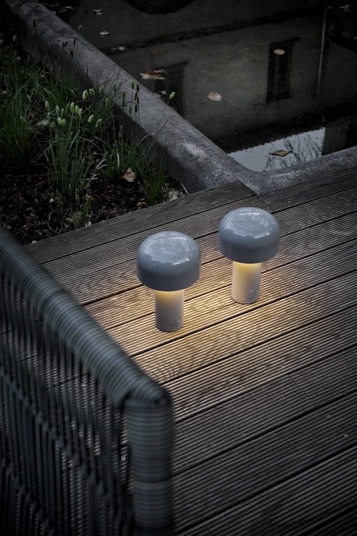 Flos Bellhop tafellamp LED oplaadbaar baksteenrood