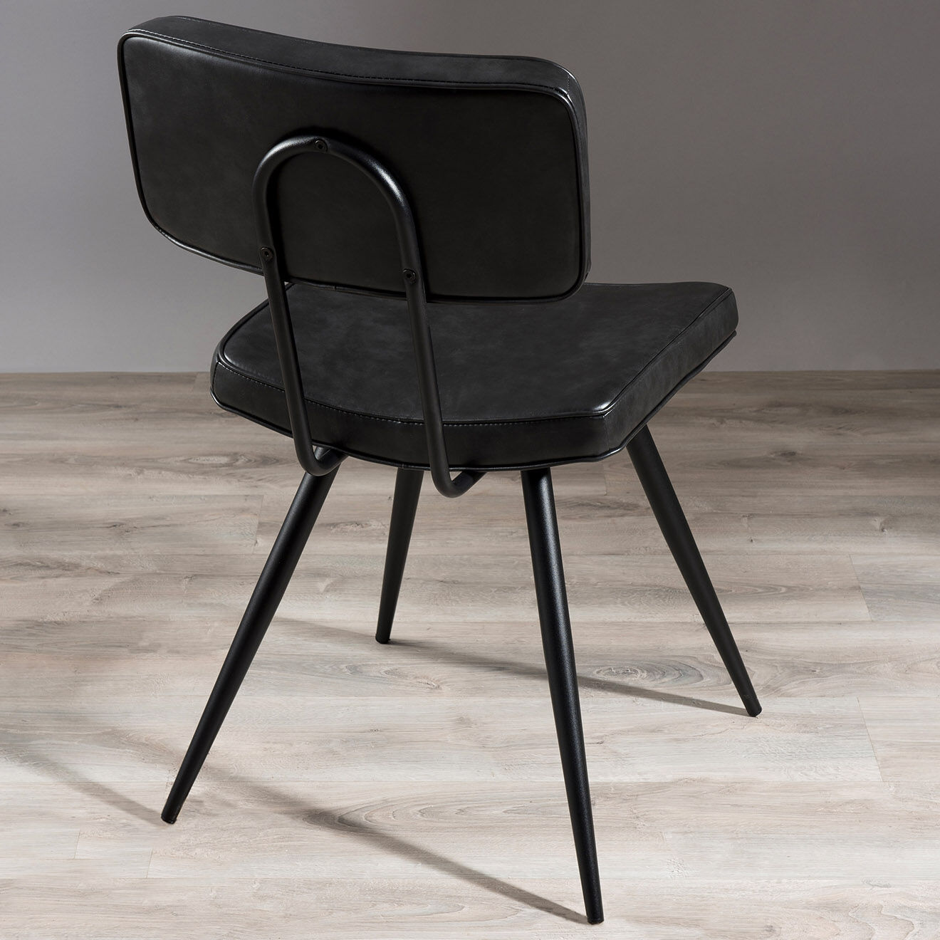 Macabane 2 Chaises James noires - 41x59x82 cm