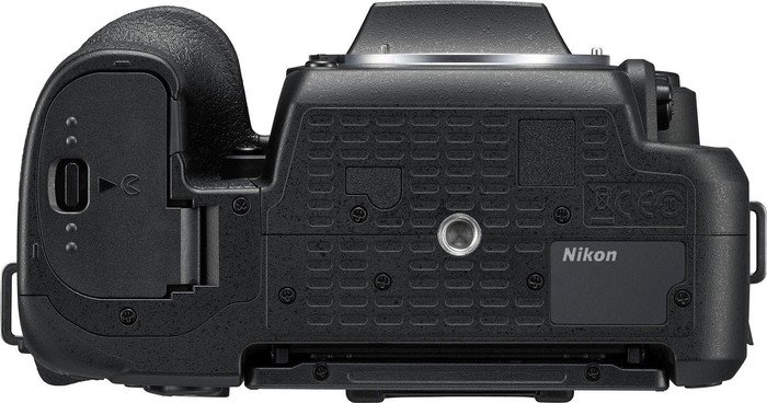 Nikon D7500