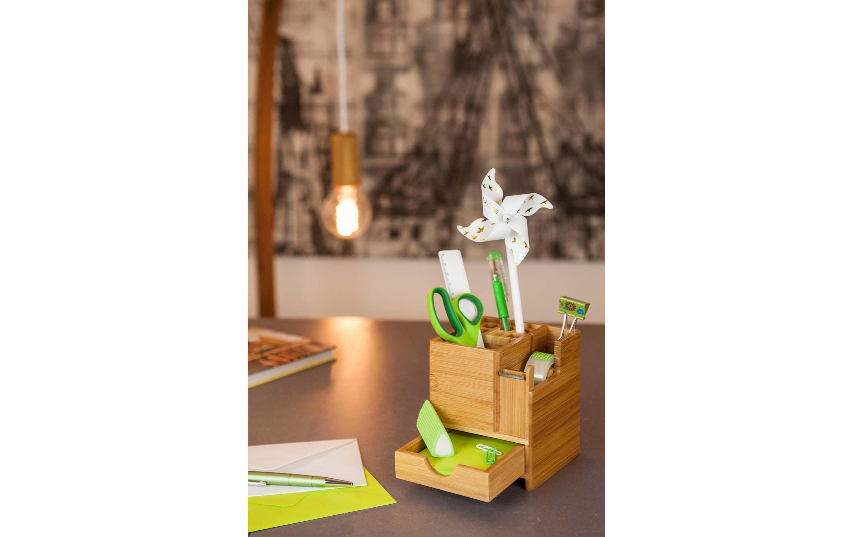 Stiftehalter mit Klebefilm-AbrollerTischorganizer aus Bambus
