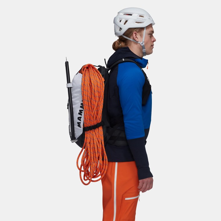 Mammut Trion 28 White/Black