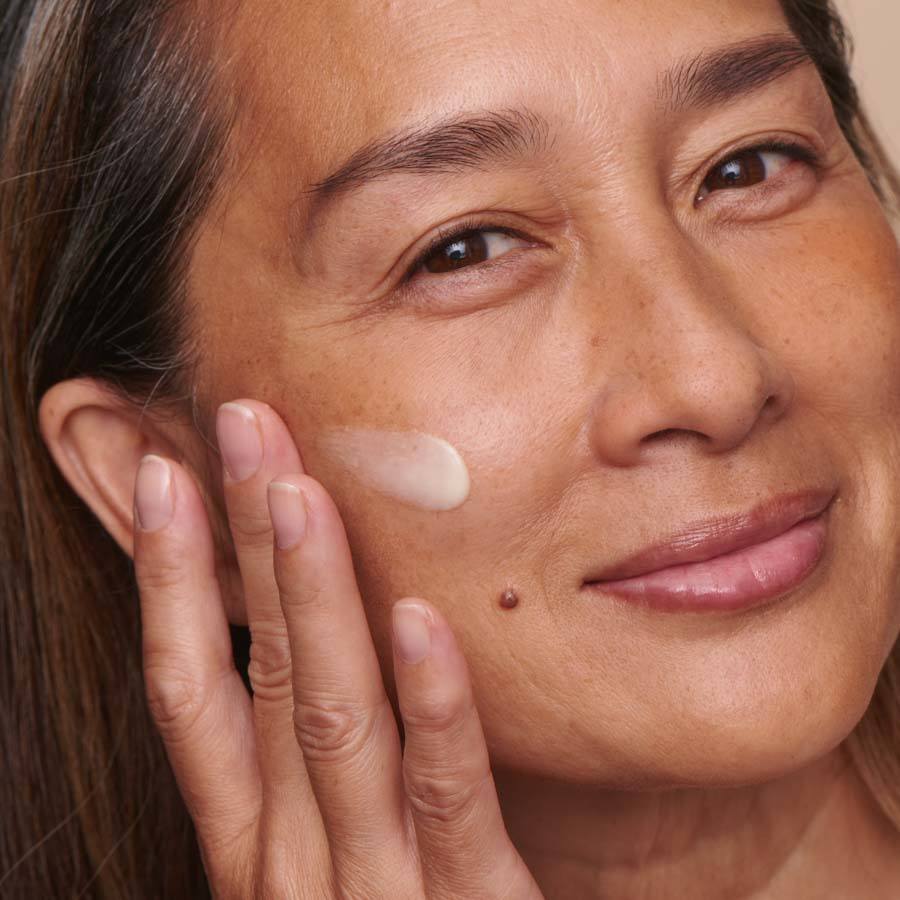 Peter Thomas Roth Even Smoother™ Glycolic Retinol Resurfacing Serum 30ml