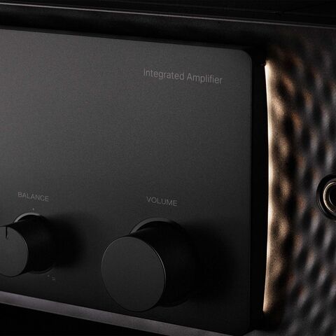 Marantz MODEL 30 – exclusieve hifi-stereoversterker Zwart