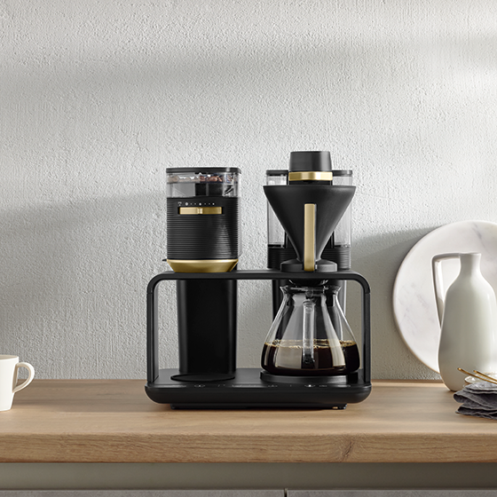 EPOS®|Filterkaffeemaschine Schwarz-Gold