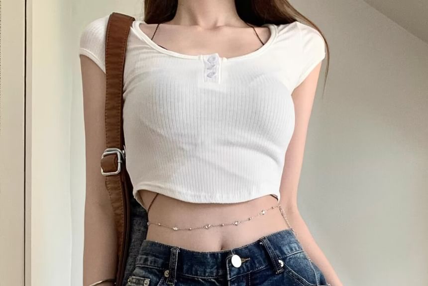 Ragistiq - Hoge taille gewassen, gerafeld, versleten denim hotpants