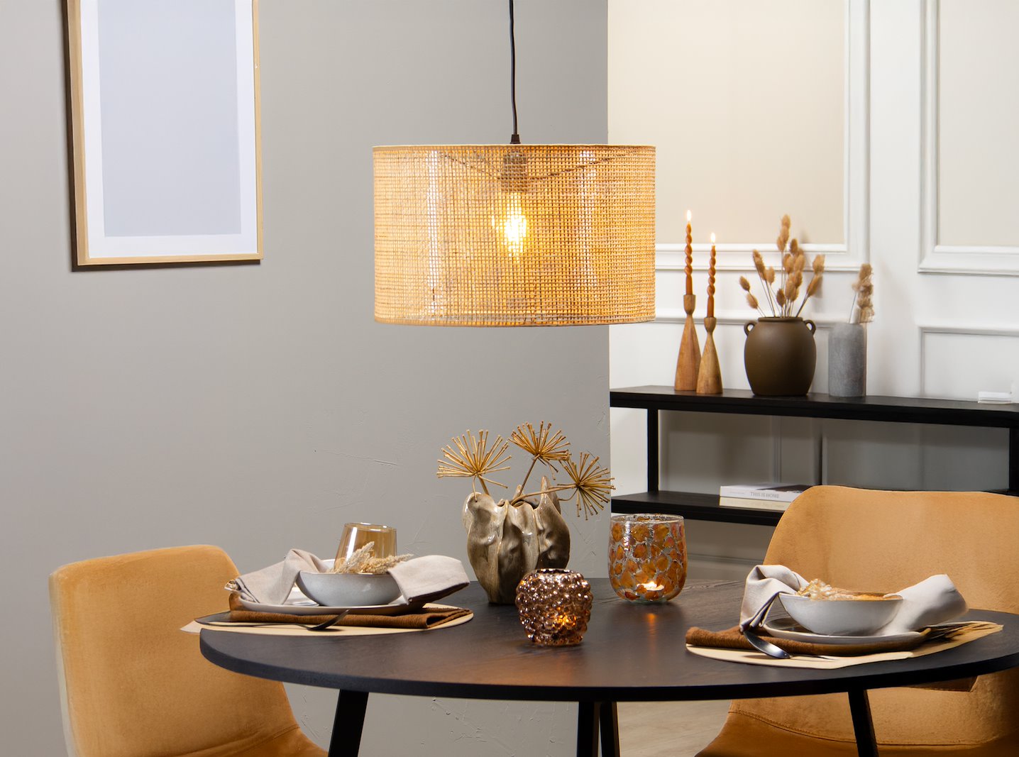 Tikala taklampe Skjerm i rotting med sort ledning. Ø40 cm.