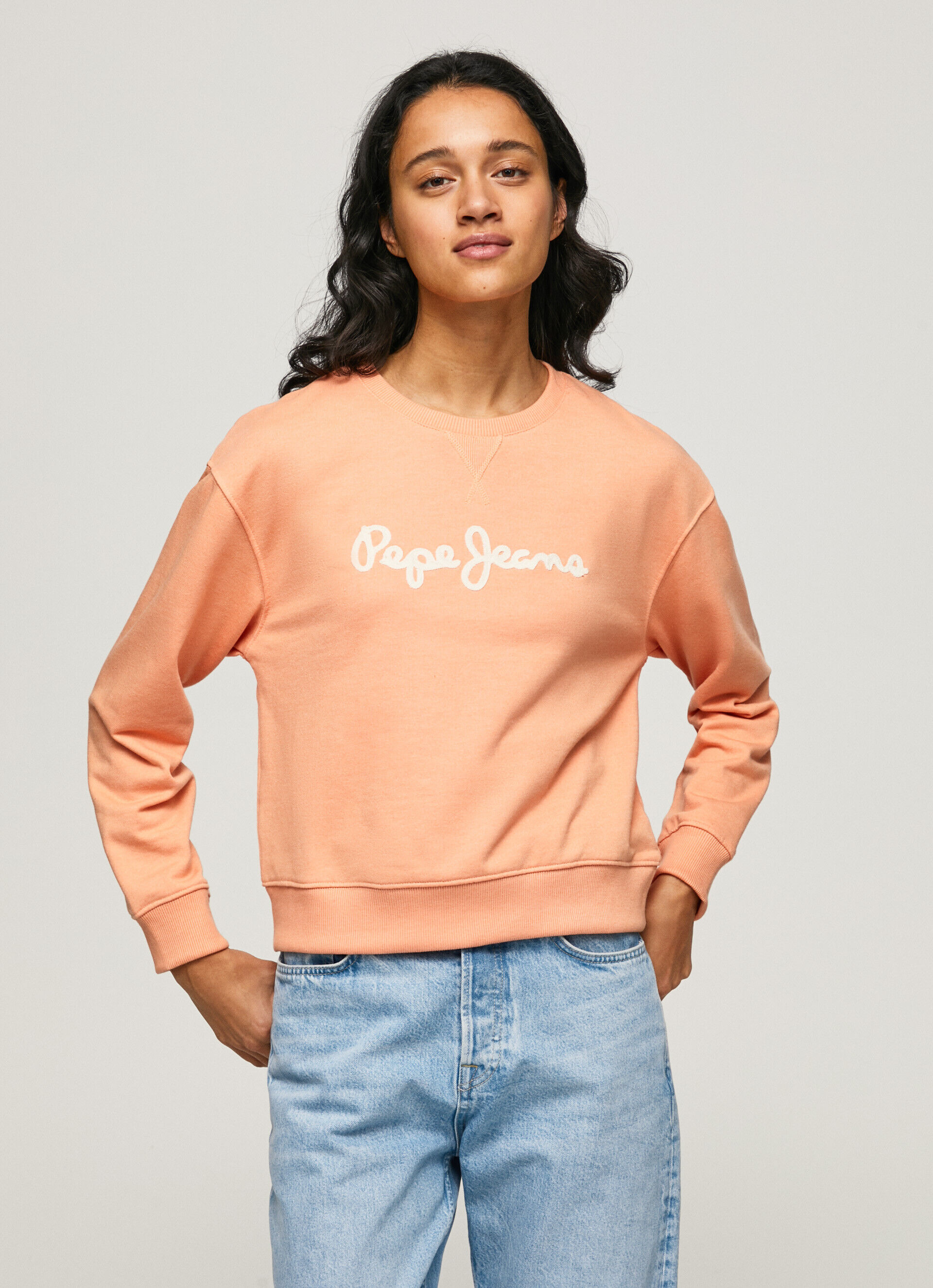 MOLETOM COM LOGOTIPO ESTAMPADO - pêssego e laranja