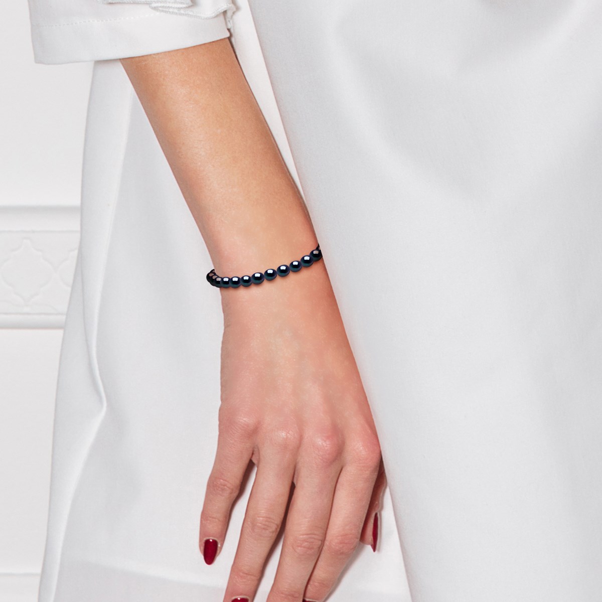 Bracelet Perles d'Eau Douce Grains de Riz 4-5 mm Noires Or Blanc 18 Carats