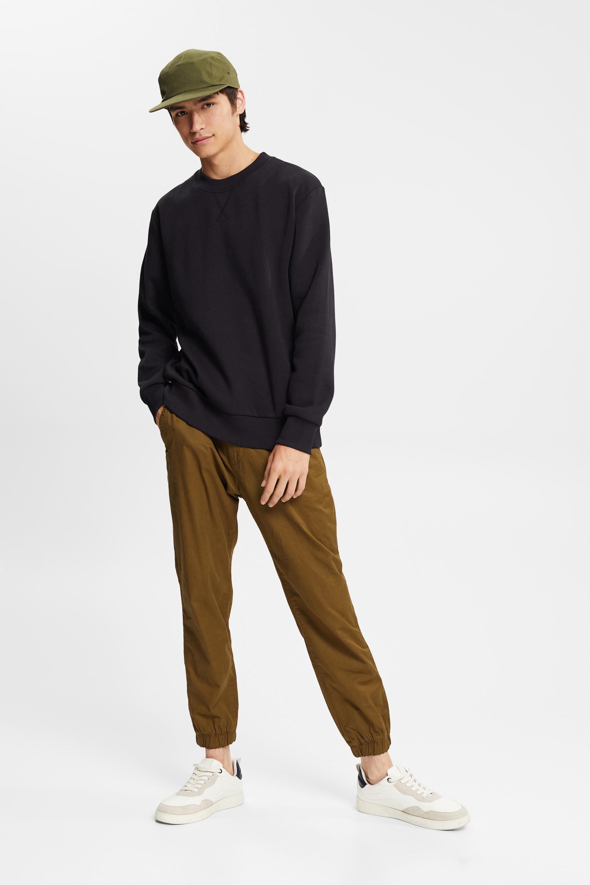 En matière recyclée : le sweat-shirt unicolore