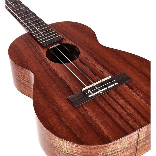 Kamaka Baritone HF-4