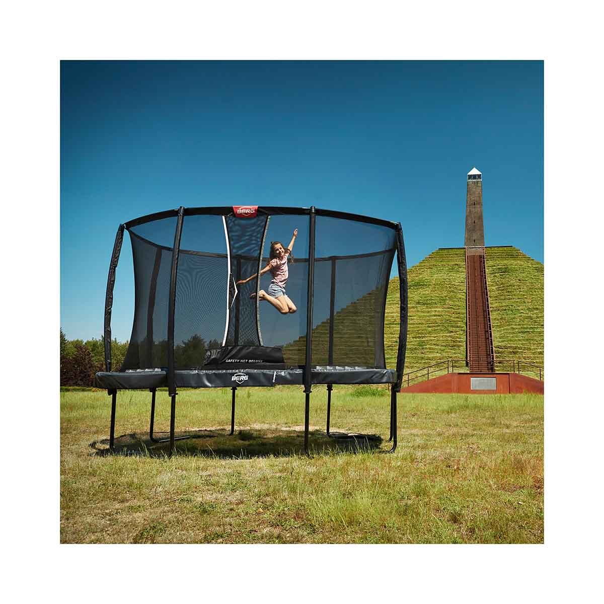 Bergtoys Berg Ultim Champion Trampolin Regular + Sicherheitsnetz Deluxe XL
