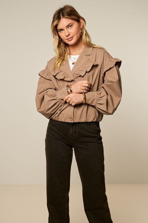 Bruine korte blazer met ruffles