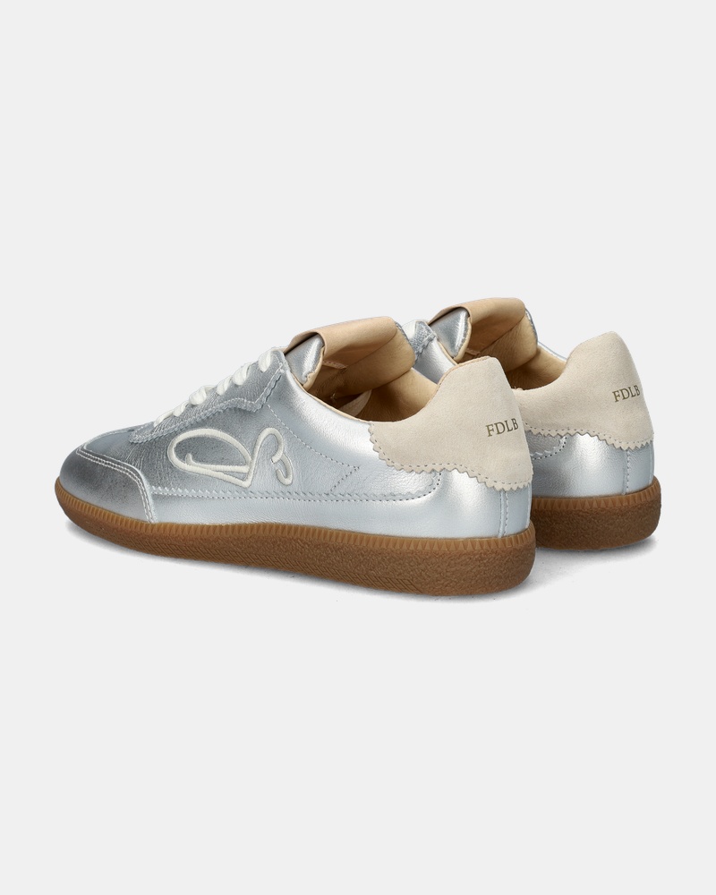 Fred de la Bretoniere Pearl Sign Lage sneakers  - zilver