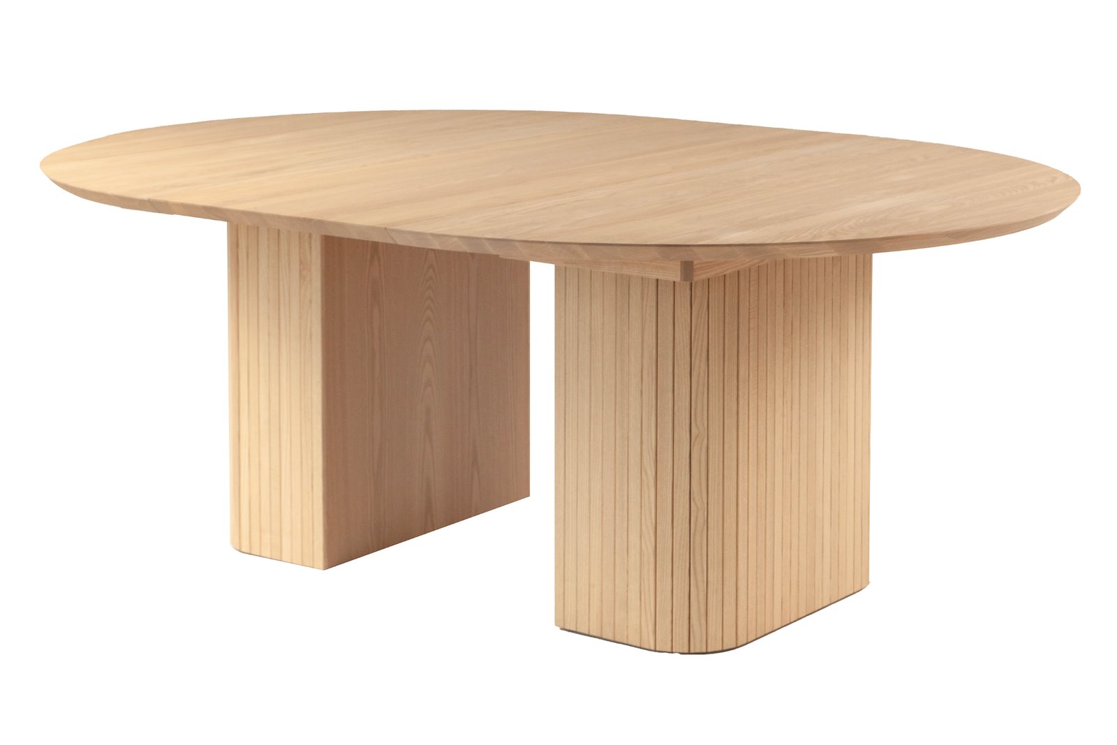 Woodcraft rundt spisebord Hvitoljet heltre ask. Ø150 cm med uttrekk. Kant nr. 1 og ben nr. 4