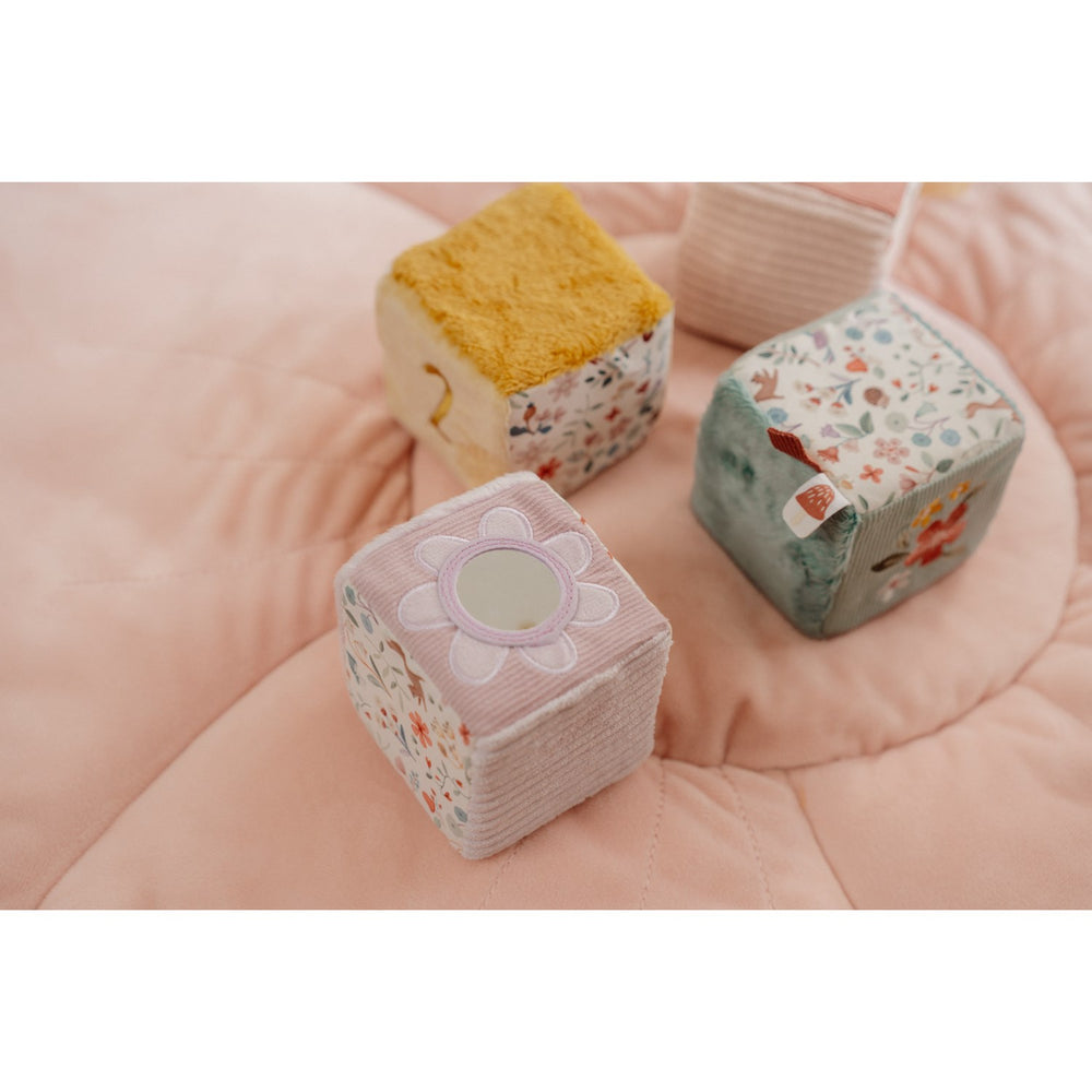 Køb Little Dutch Fairy Garden Pink Plys Terninger