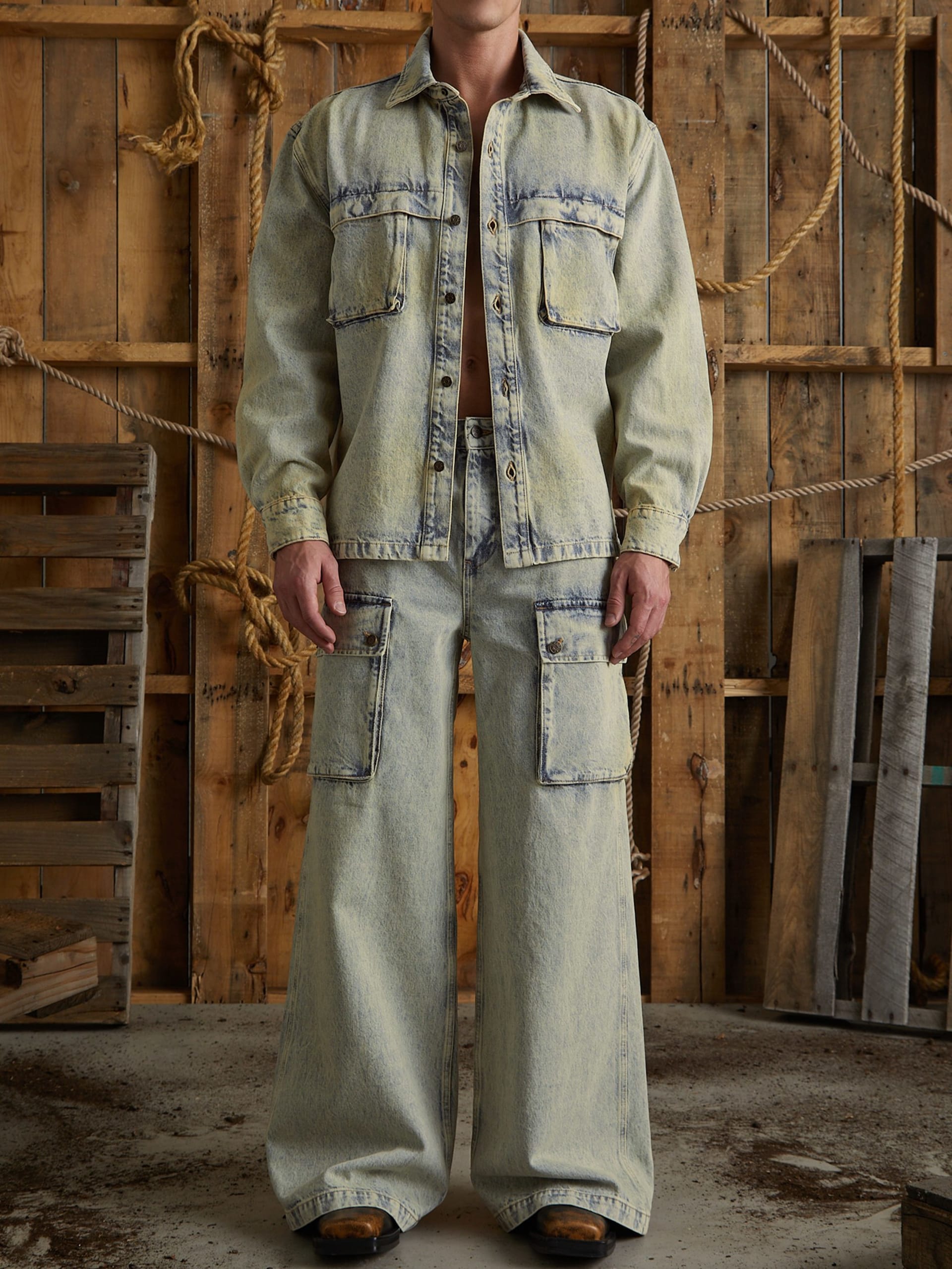 camisa utilitária jeans