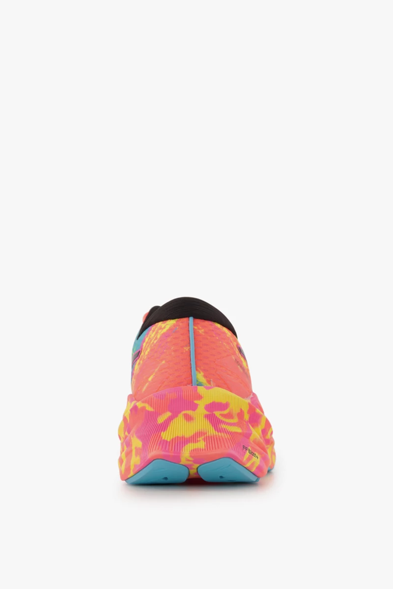 ASICS Novablast™ 3 Damen Laufschuh