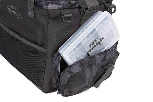 Sac Fox Rage Camo Voyager Medium Tackle Bag (avec 6 Boîtes)