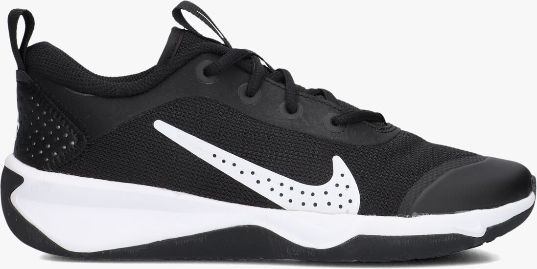 NIKE zwarte nike lage sneakers omni multi-court (gs)