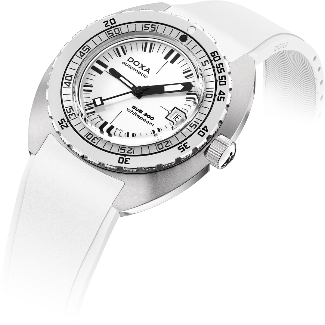 Doxa SUB 300 Whitepearl