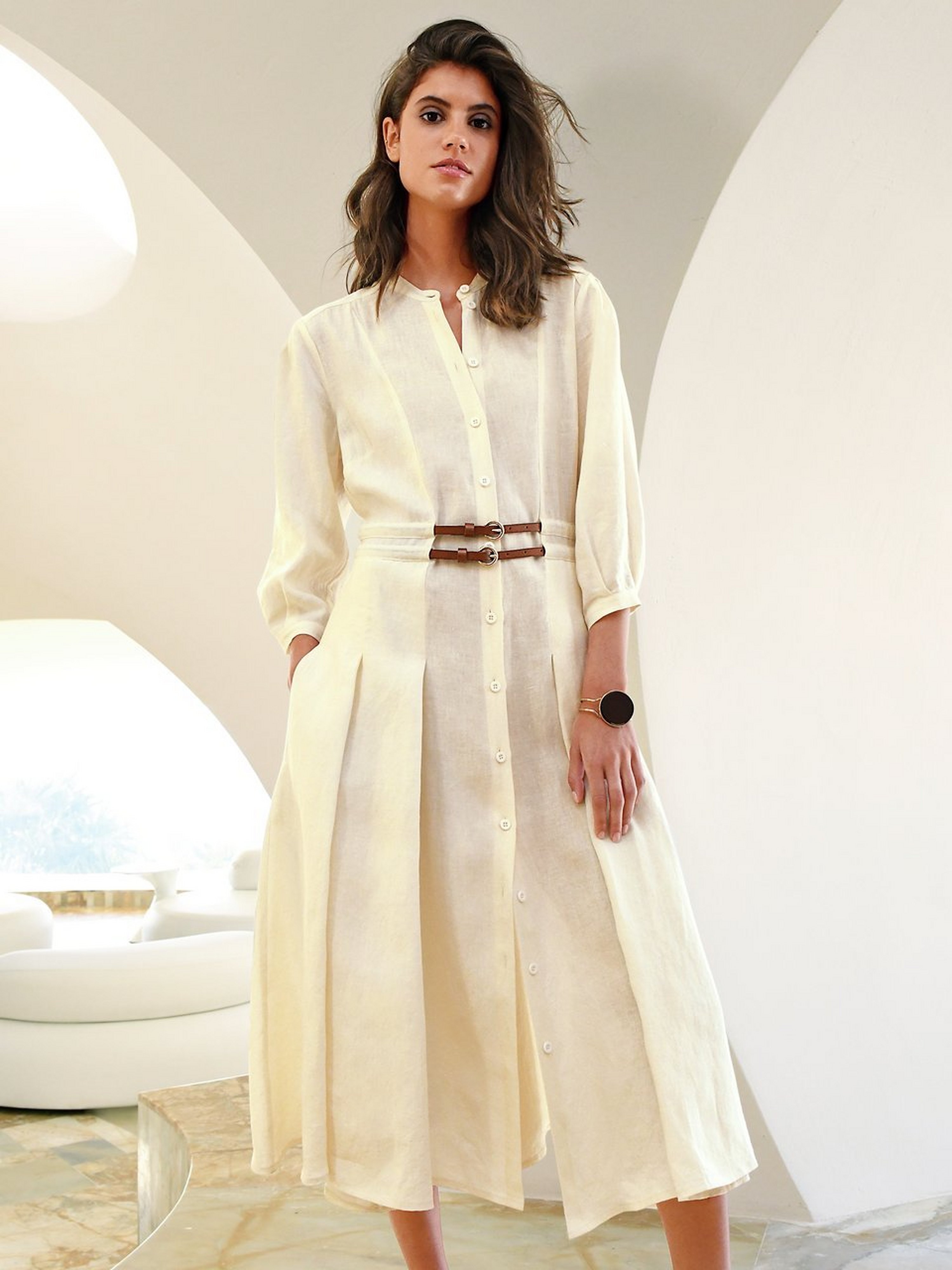 Kleid mit weitem 3/4-Arm