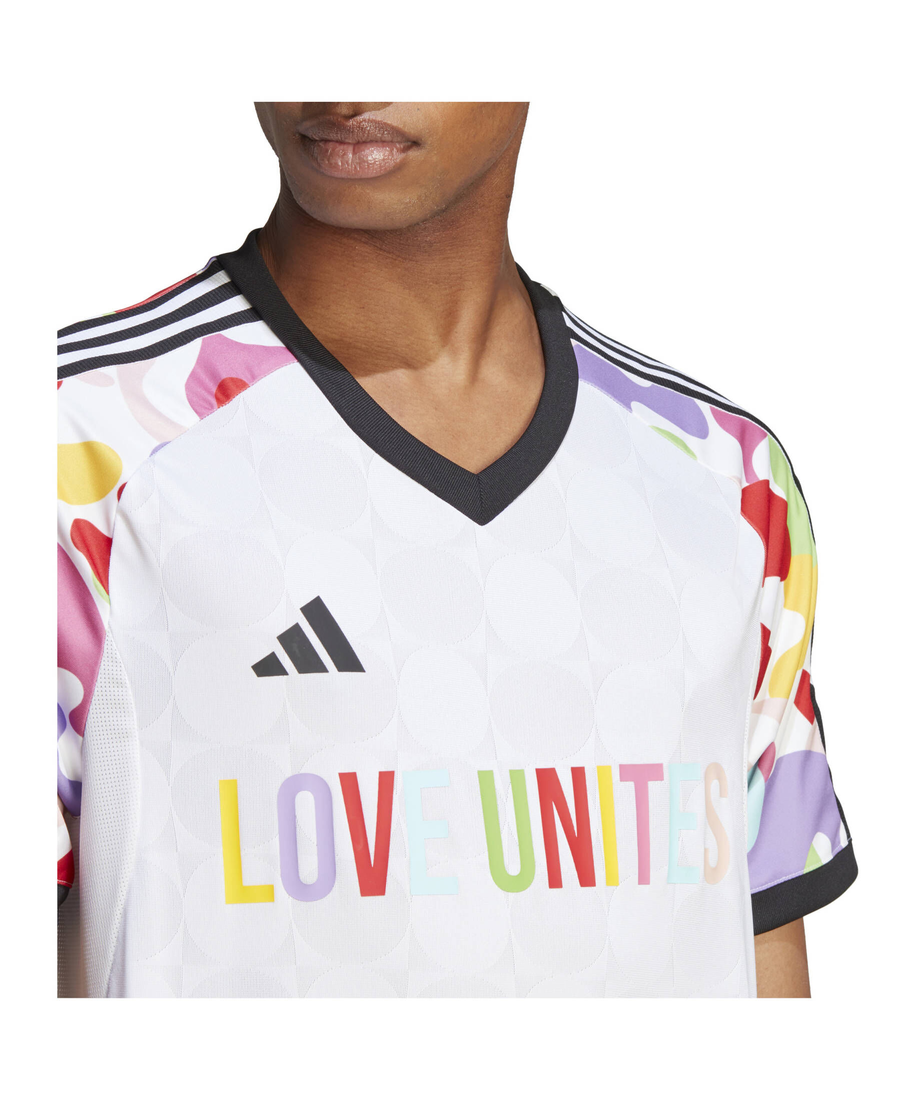 adidas Performance| Fußball Trikot Teamsport Pride Tiro