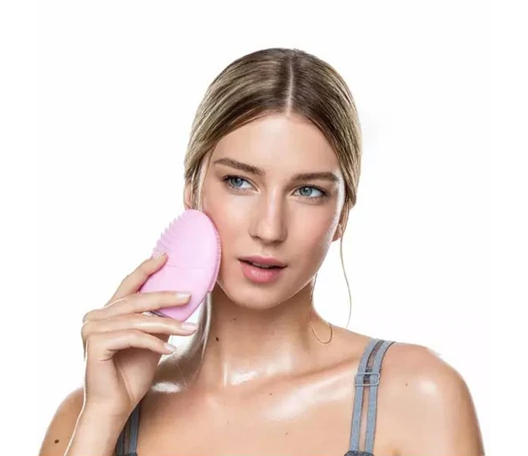 Foreo Luna 3 Normal Skin Gesichtsreinigungsbürste