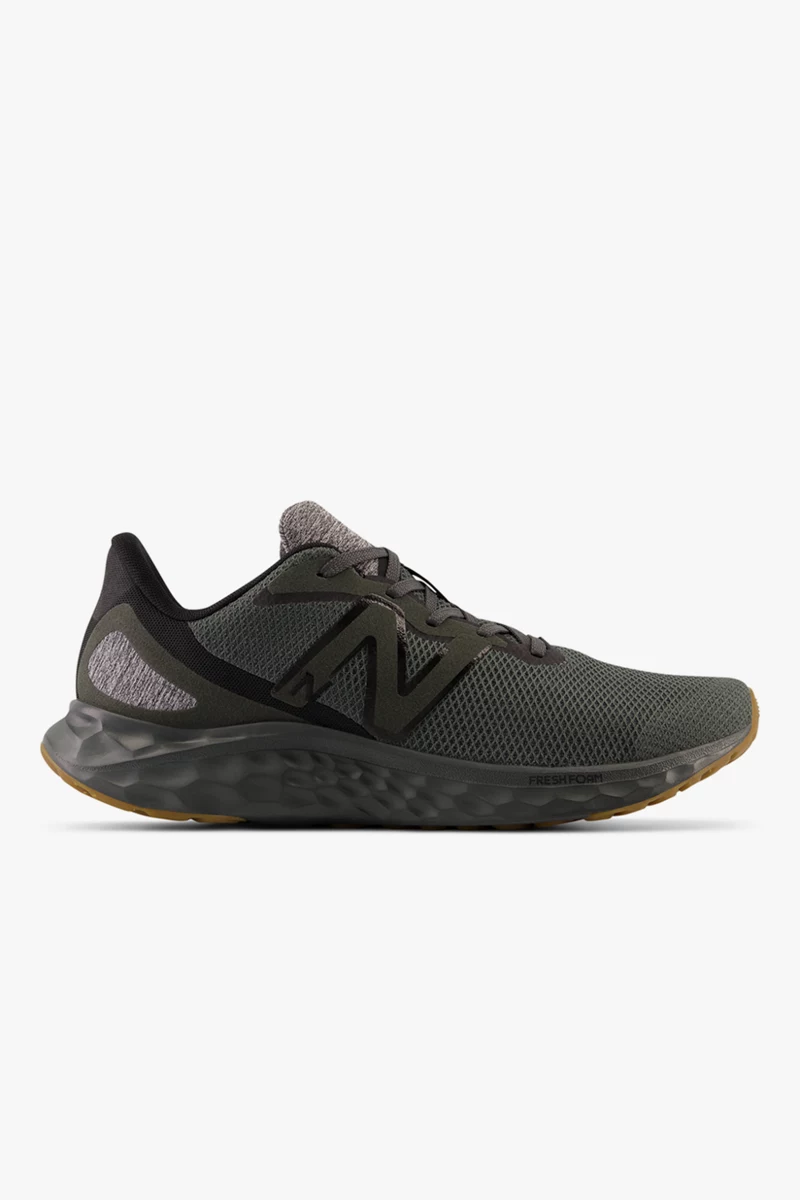 New Balance Arishi v4 Herren Laufschuh