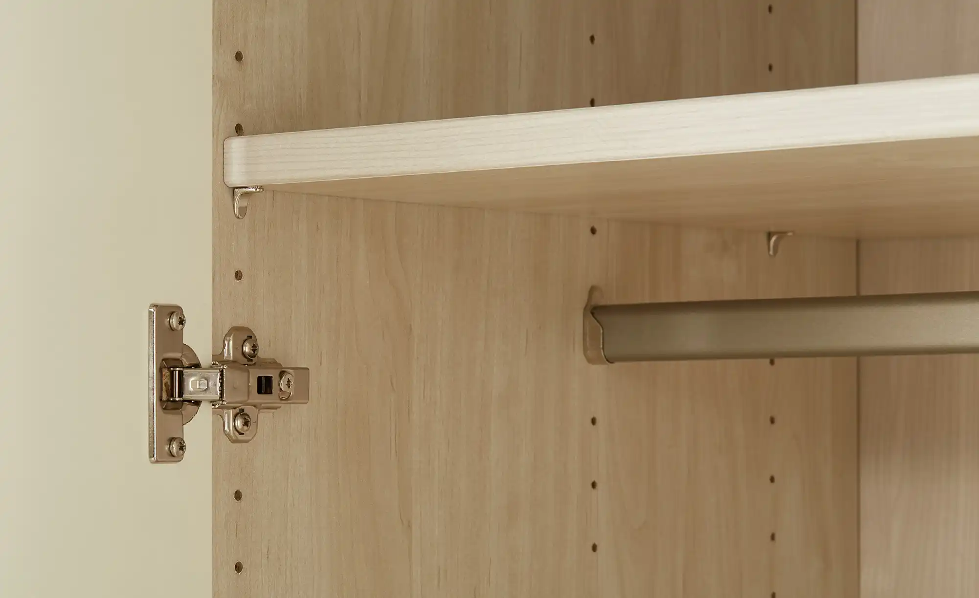 uno Drehtürenschrank Keva