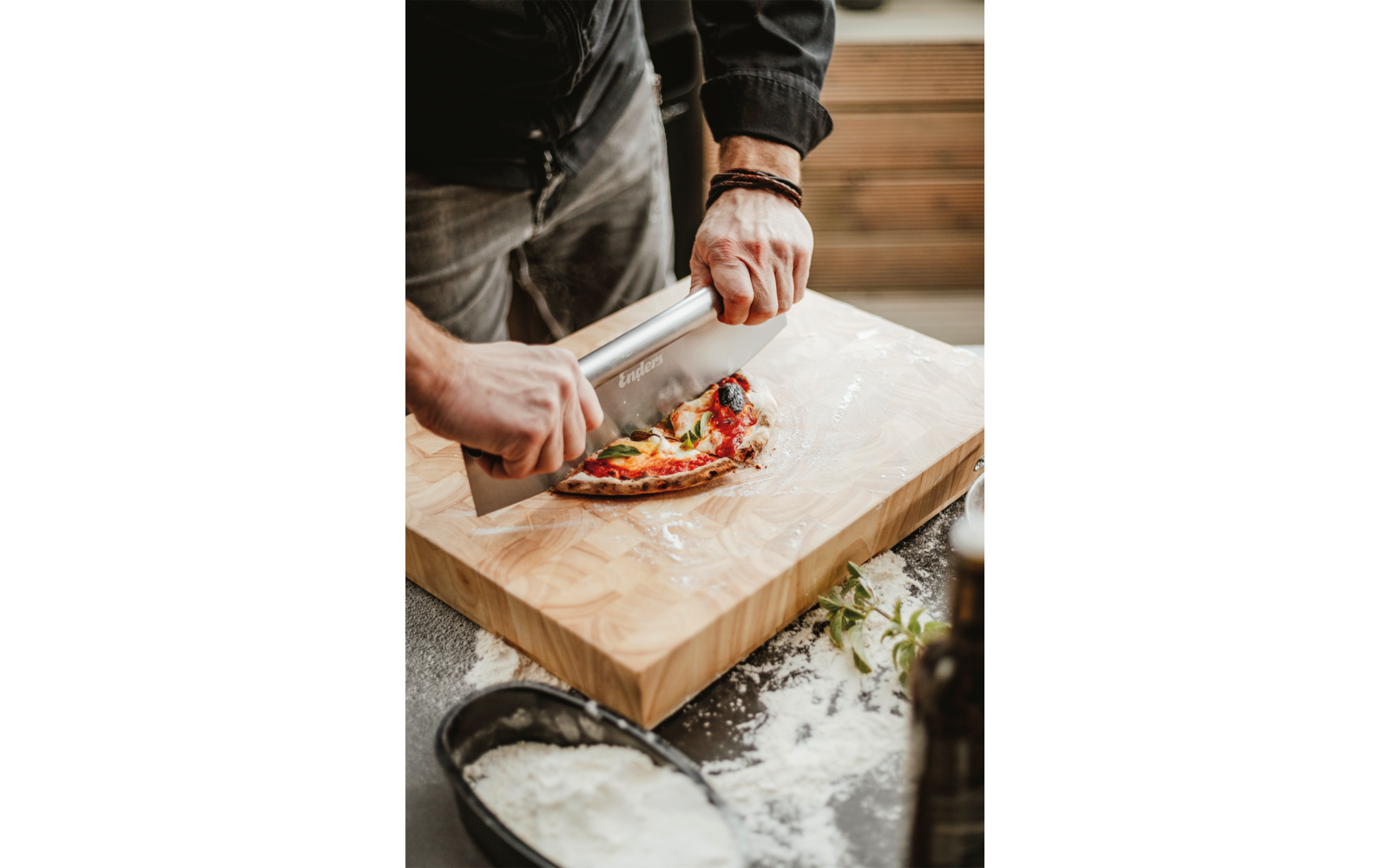 Enders Pizzaschneider aus Edelstahl